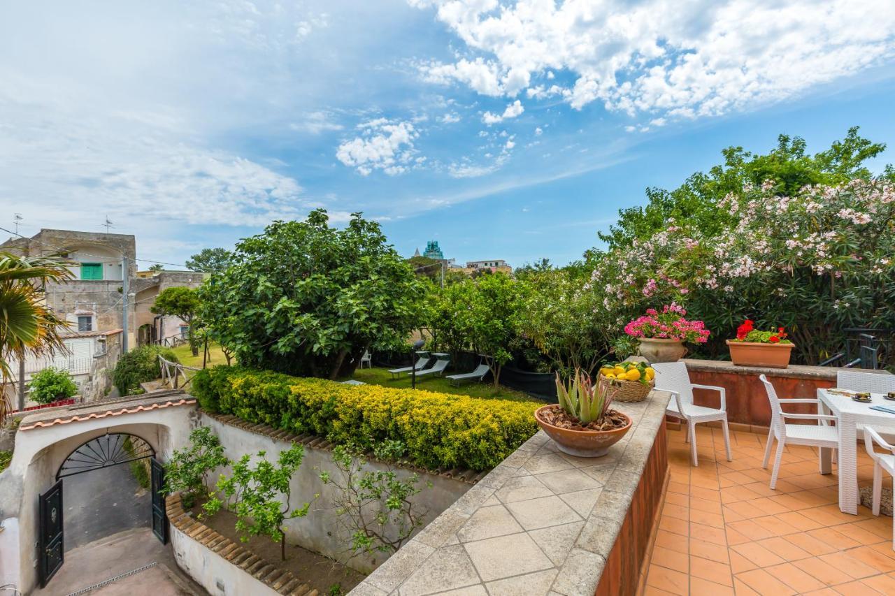 La Terrazza Sul Giardino Leilighet Procida Eksteriør bilde